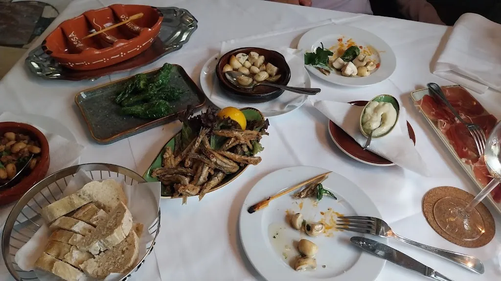 Restaurant Meson Galicia_Hamburg_slider_image_3