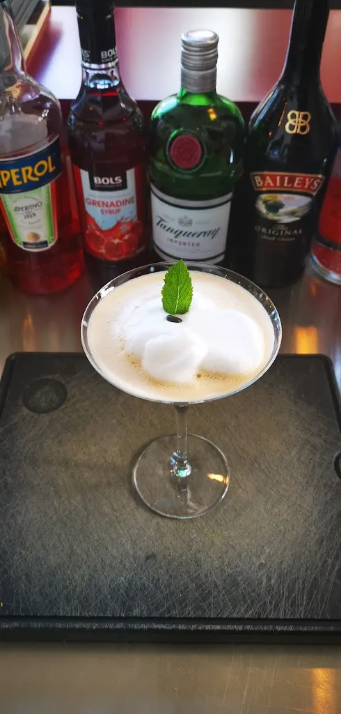 Menu_Helms Lounge_Hamburg_immagine_4