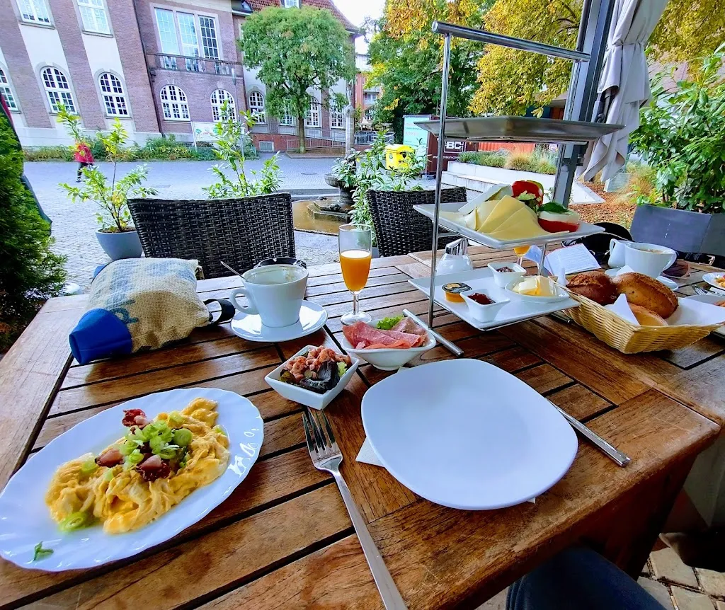 Menu_Helms Lounge_Hamburg_immagine_8