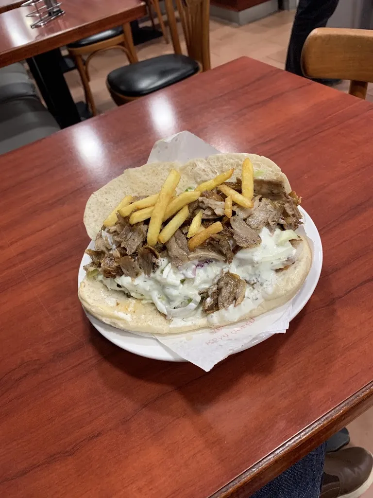 Alex Basso_Uni-Grillhouse_Hamburg_review