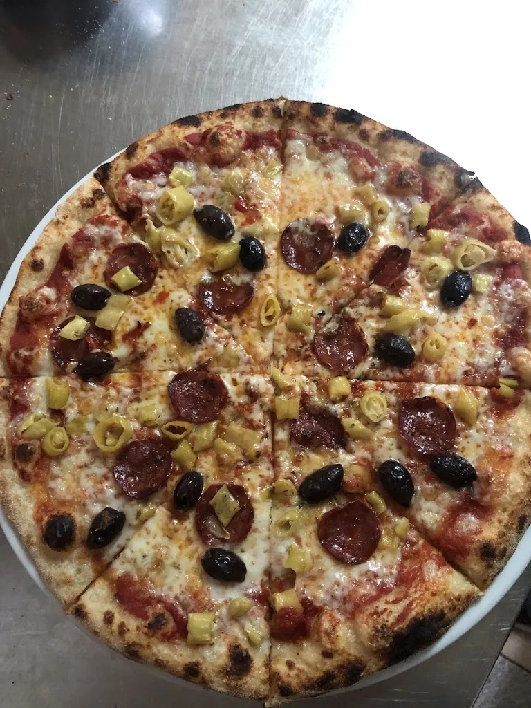 Gheorghe Meliniciuc_Bella Sicilia_Helmbrechts_review