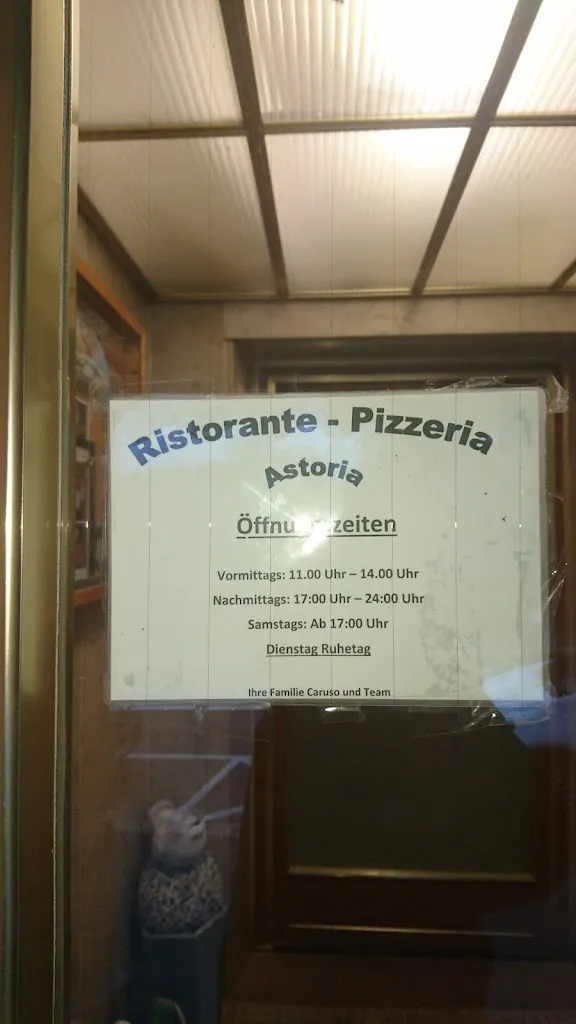 Elmar Albertsmeyer_Pizzeria Astoria_Helmbrechts_recensione