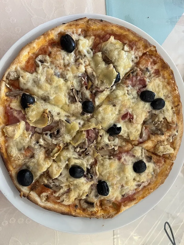 Pizzeria Astoria_Helmbrechts_slider_image_3