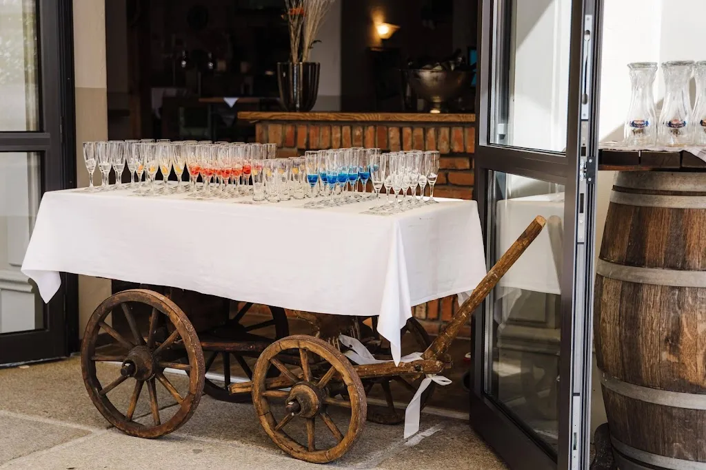 Christoph Unnasch_Nothaftgewölbe_Hengersberg_review