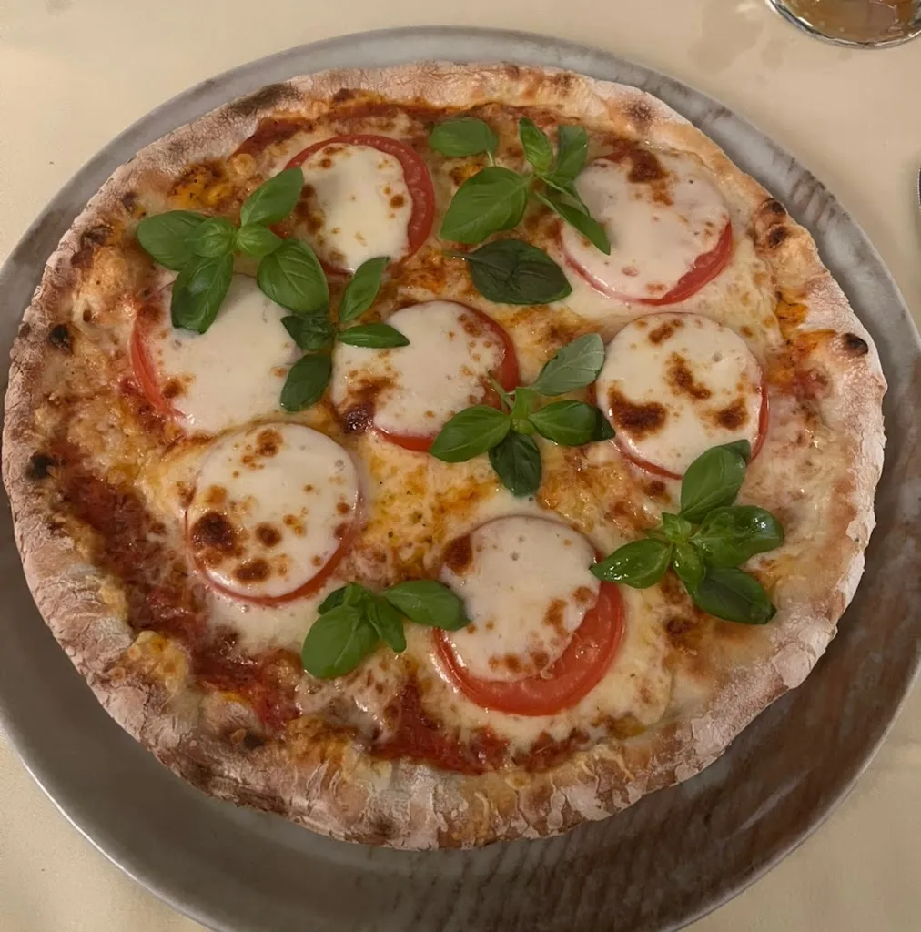 Ristorante Dolce vita_Heiligenstadt_slider_image_3