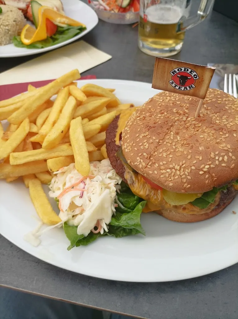 Monty B._Bistro Leineaue im Vitalpark_Heiligenstadt_review