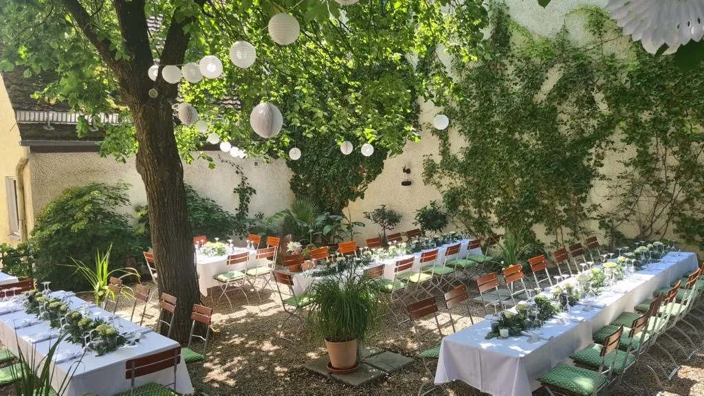 Gasthaus Schloss Tandern restaurant in Hilgertshausen-Tandern