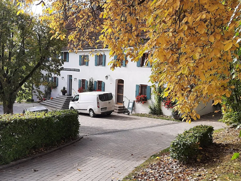 Gast- und Tafernwirtschaft - Norbert Pfündl_Hilgertshausen-Tandern_slider_image_1