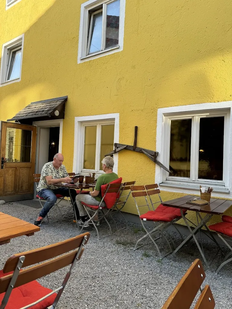 Yongmei Zhang_Alte Schänke zum Hasen_Nesselwang_review