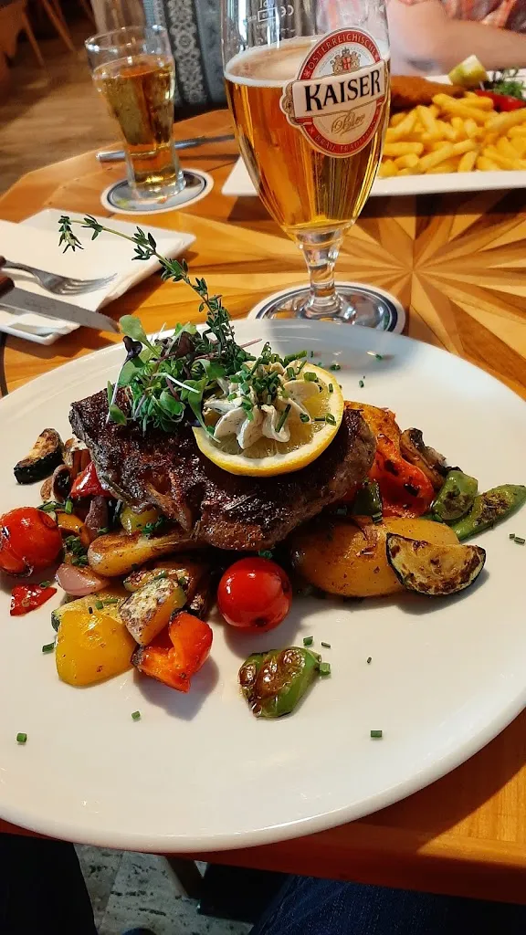 Menu_Cafe-Restaurant Sportstüberl Appartements_Austria_image_1