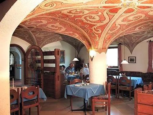 s' Wirtshaus im Weinbauer restaurant in Schwangau