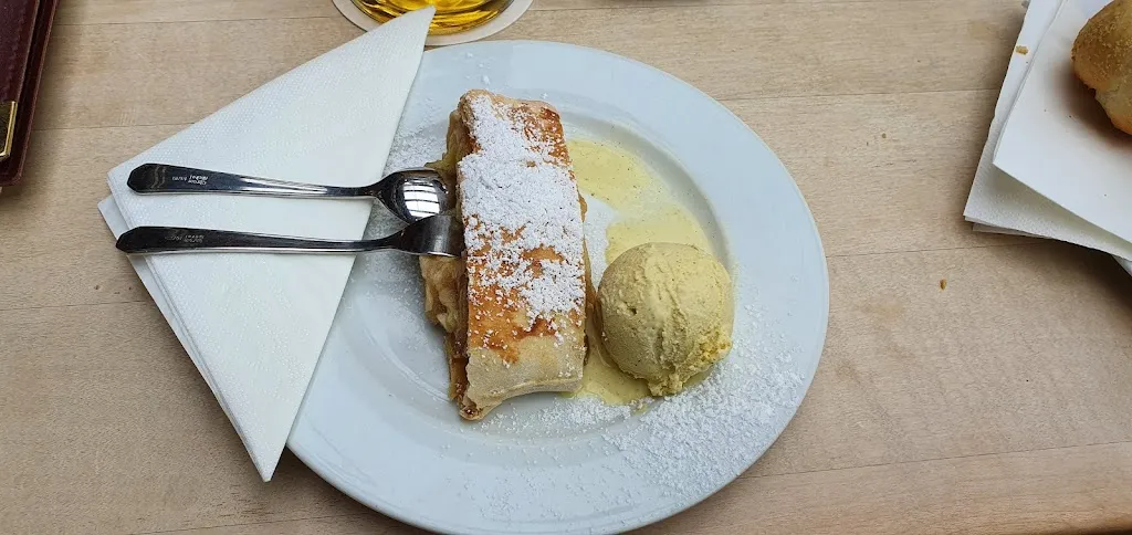 Menu_Neuschwanstein Castle Restaurant GmbH & Co. KG_Schwangau_immagine_8