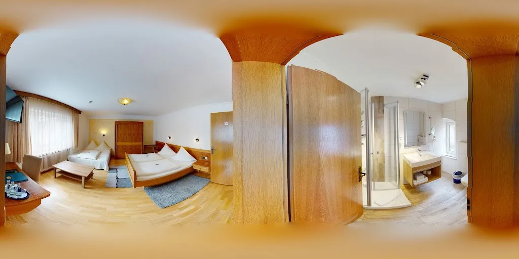 Hotel-Gasthof Zum Hirsch restaurant in Marktoberdorf