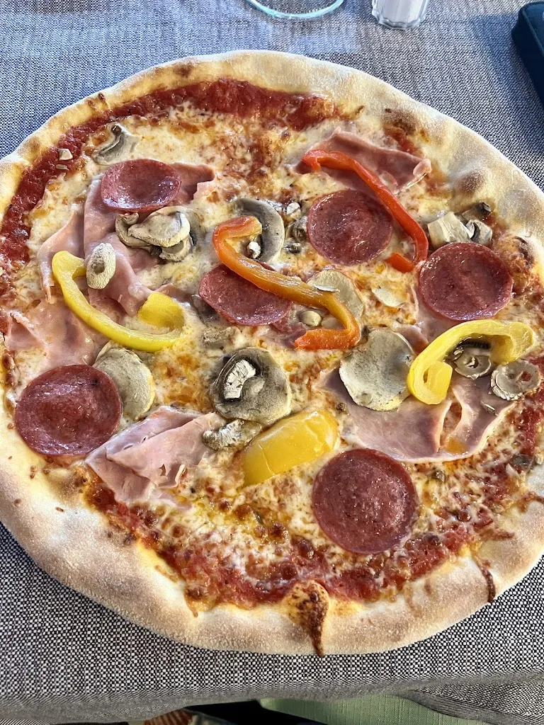 Petr Mitev_Pizzeria Il Borgo_Nesselwang_review