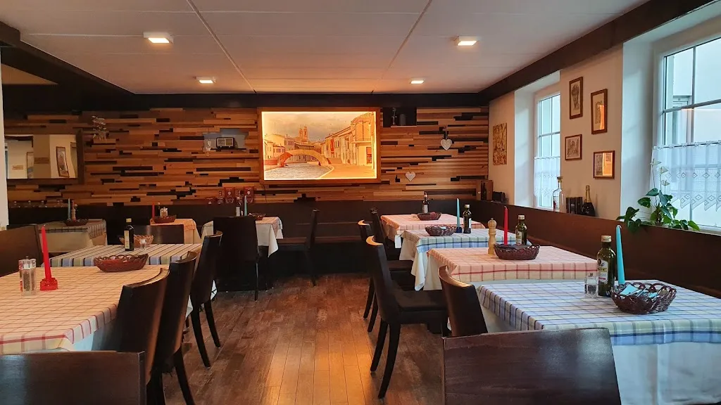 Pizzeria Il Borgo restaurant in Nesselwang