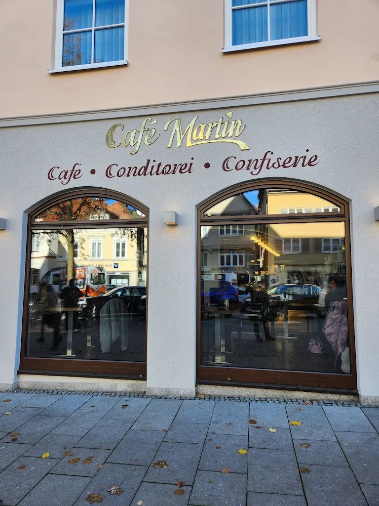 Vladimir Khachaturov_Café Martin_Memmingen_review