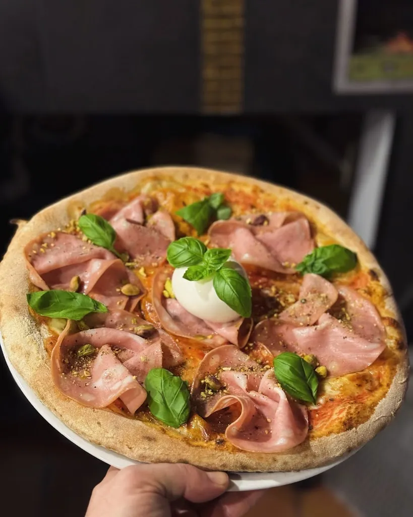 ORO NERO - Ristorante Pizzeria_Memmingen_slider_image_2