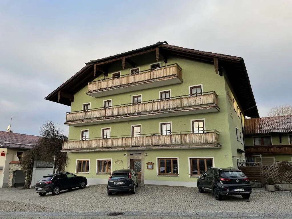 Christian Pesa_Gasthof Krückl_Hinterschmiding_review