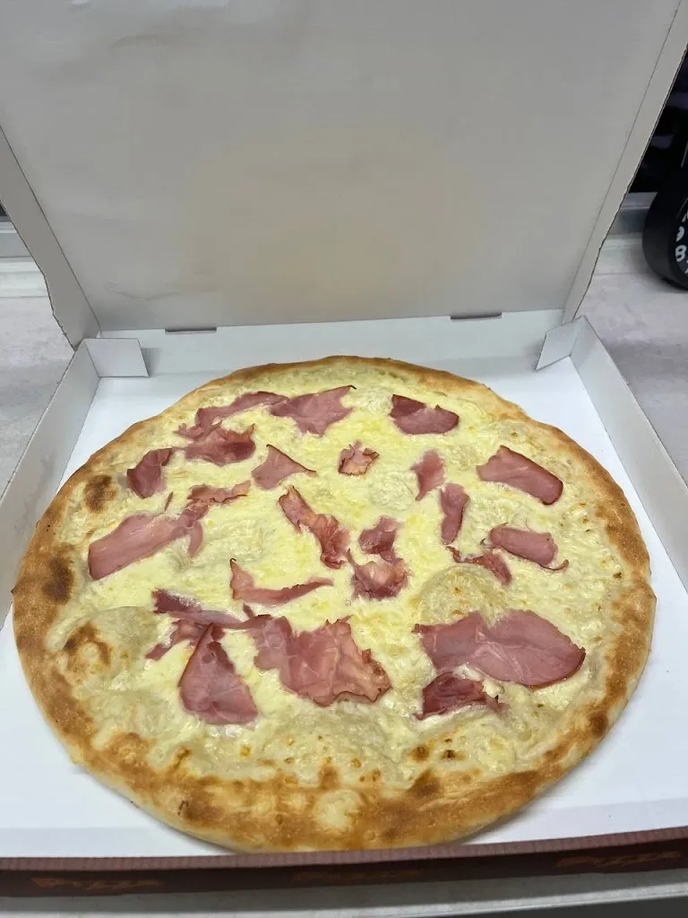 Menu_Haizhaisan Pizza_Hinterschmiding_image_4