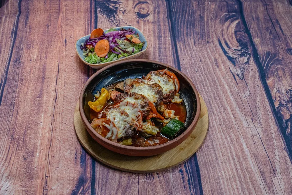 Adem's Turkish Kebab_Heßdorf_slider_image_3