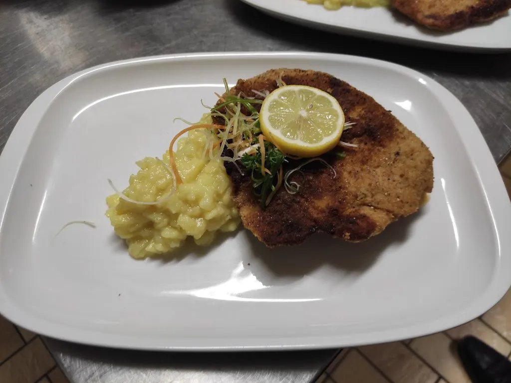 Peter Eichler_Gasthaus Noppenberger Inh. H. Pfersching_Heßdorf_review