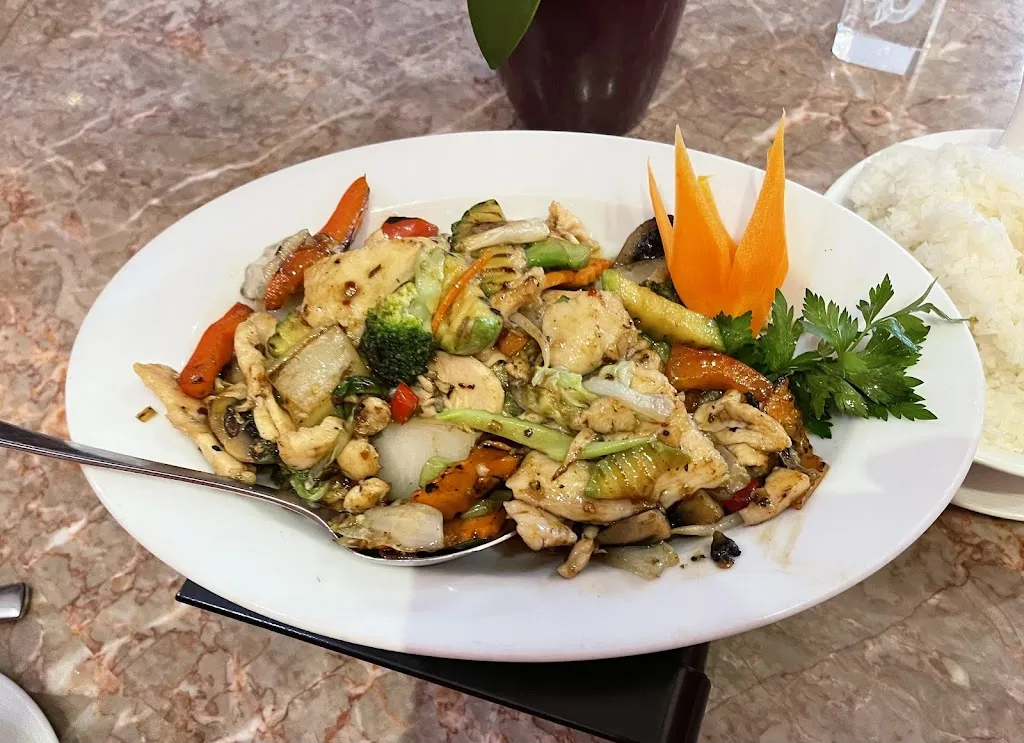 Harish Pai_Asia Küche Thai Tam_Heßdorf_review