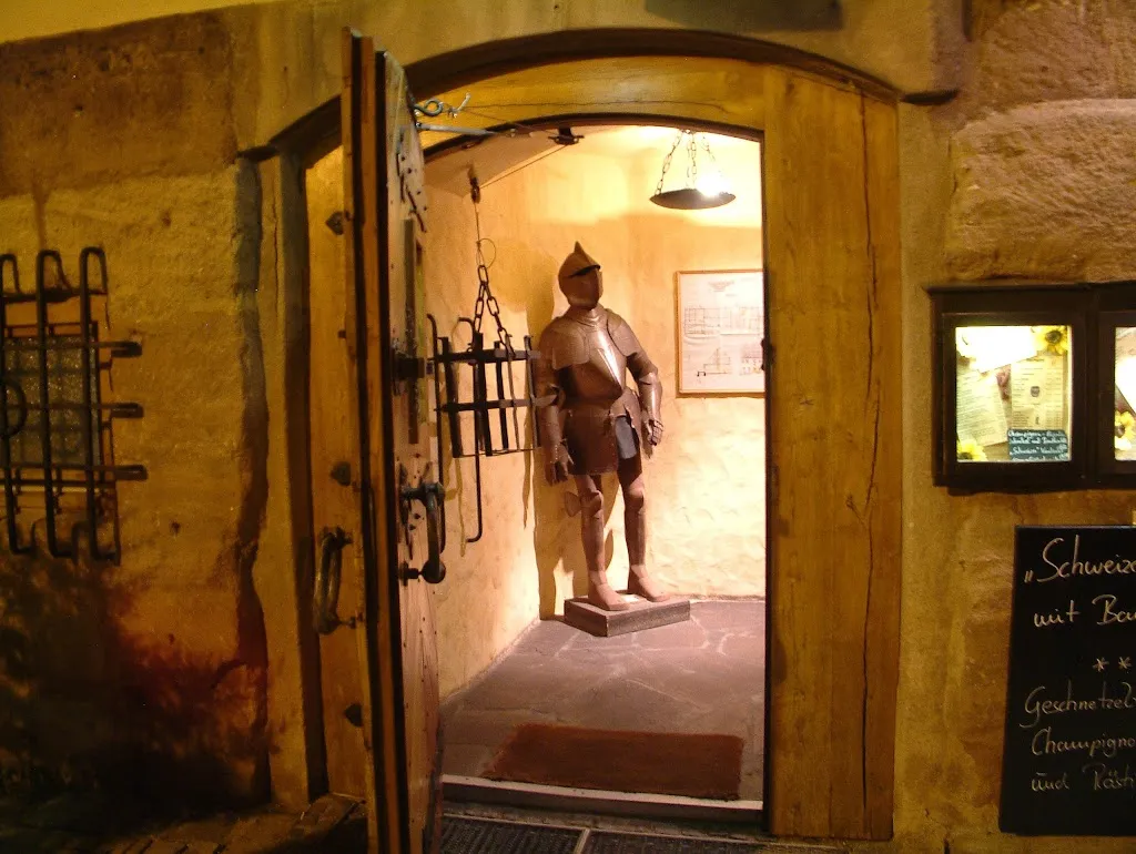 Zwinger Gewölbekeller restaurant in Hilpoltstein