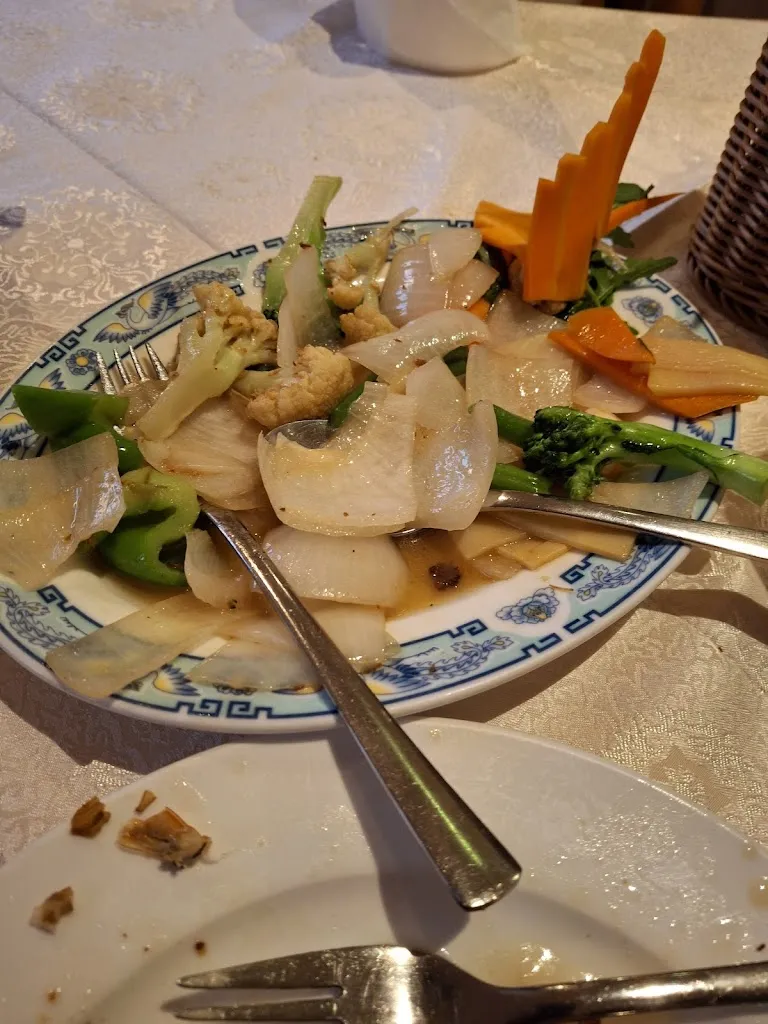 R. R._China Restaurant Paradies_Hilpoltstein_review