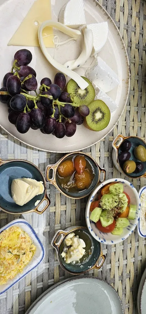 Handan Polat_Masa Bistro & Cafe_Höchberg_review