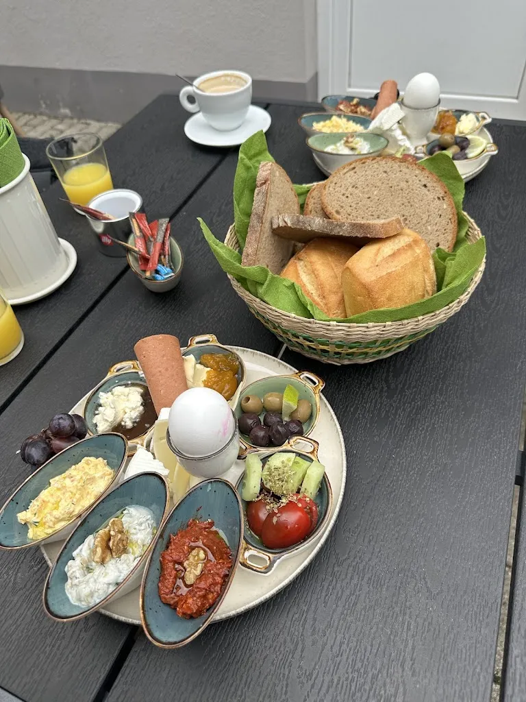 Mafaz Zind_Masa Bistro & Cafe_Höchberg_review