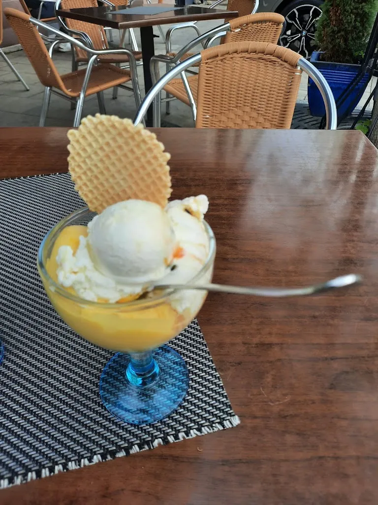 Menu_Ristorante / Eiscafé Umbria_Höchberg_immagine_8