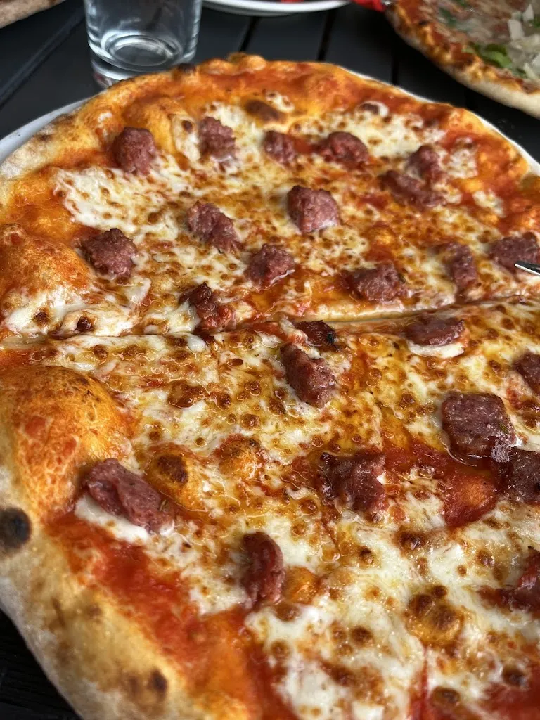 Kambi Kambi_Ristorante Pizzeria La Dolce Vita_Heroldsberg_review