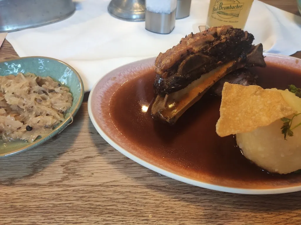 Kris Smeers_Dorfwirtshaus ZUM ROTEN OCHSEN und Hotel_Kalchreuth_review