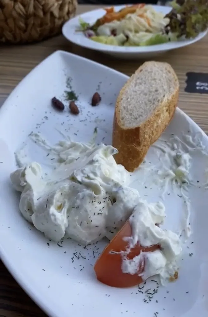 Monique Lisa_Hotel Landgasthof Weißer Löwe_Eckental_review