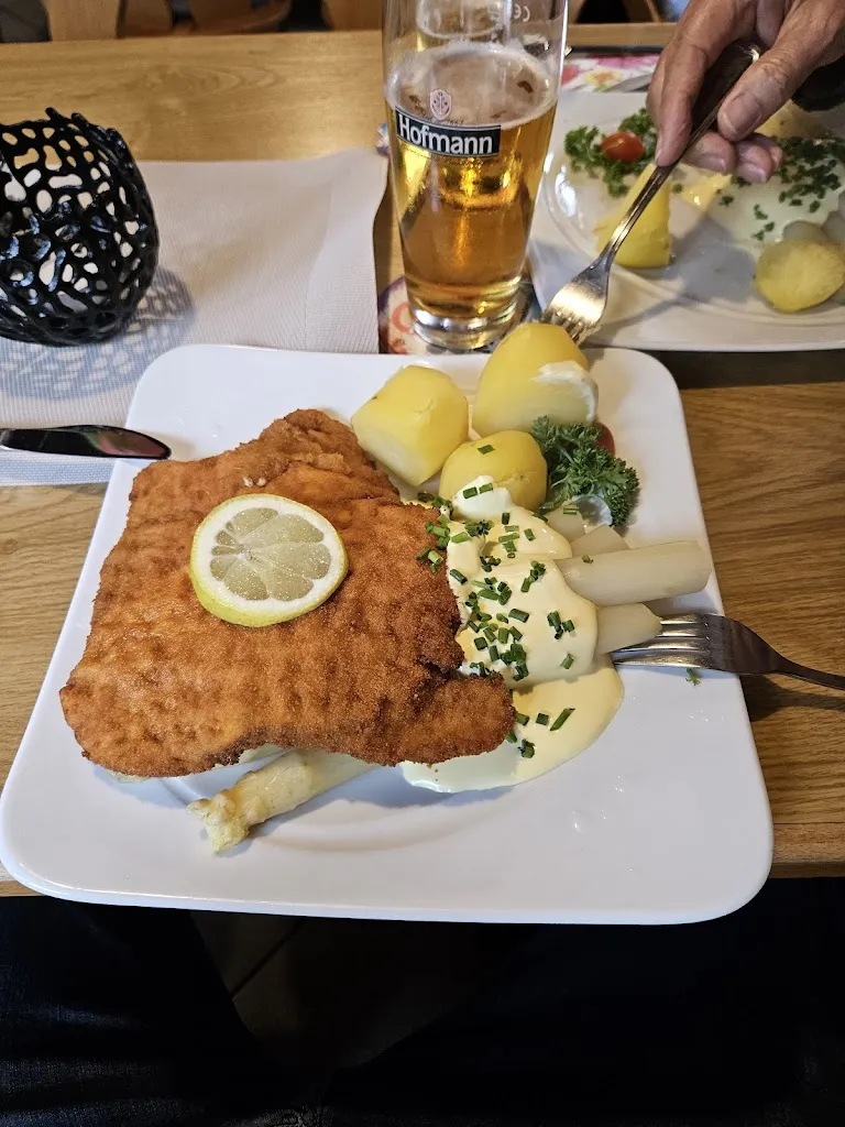 Gasthaus Restaurant Frische Quelle_Herzogenaurach_slider_image_3