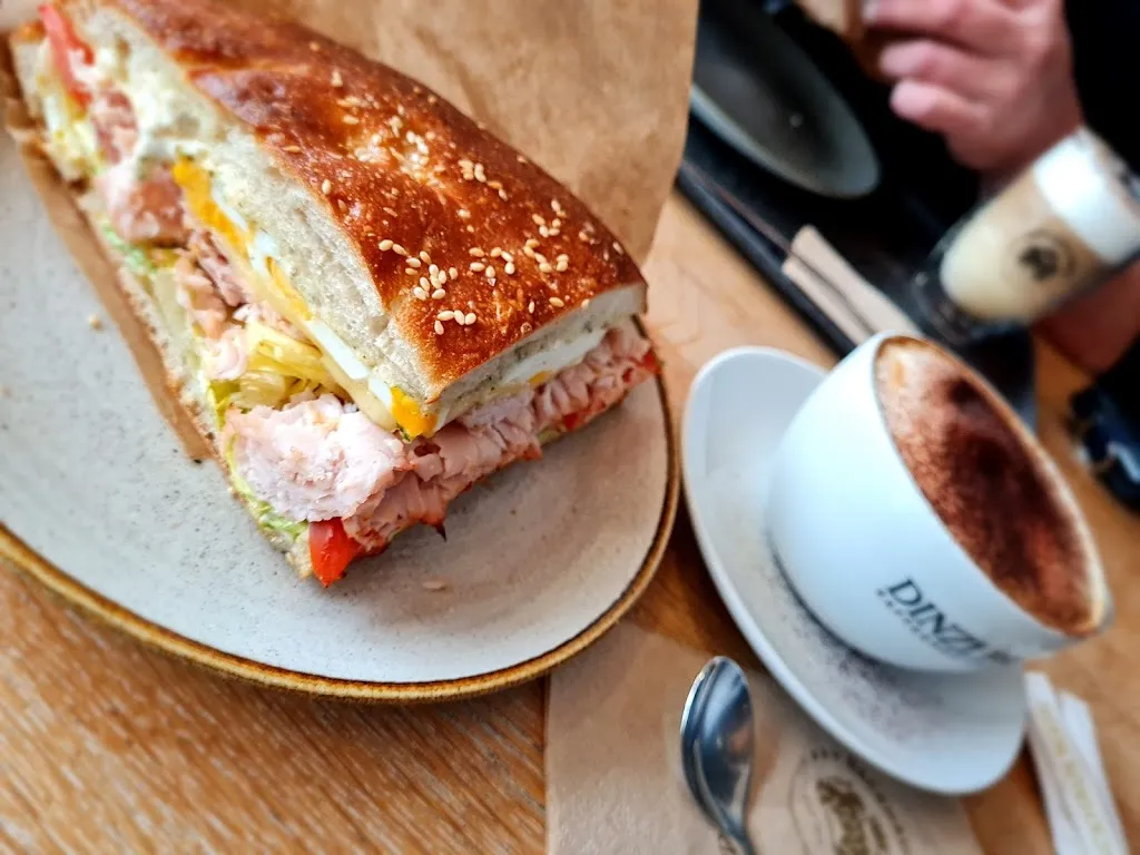 Vanessa velarde_Backhaus Mahl GmbH & Co. KG_Albstadt_avis