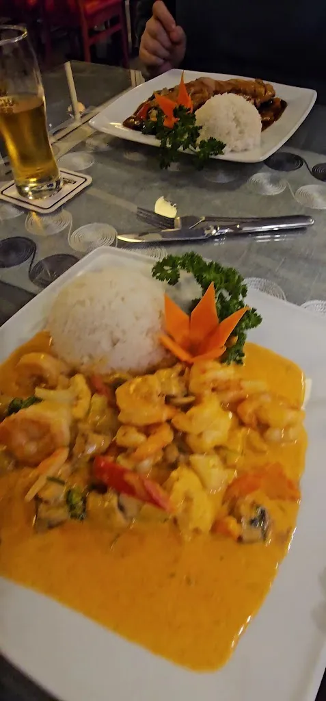 Asia Haus Goldener Tempel_Herzogenaurach_slider_image_2