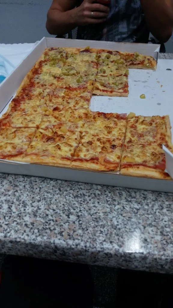 Pizza-Express_Albstadt_menu_image_1