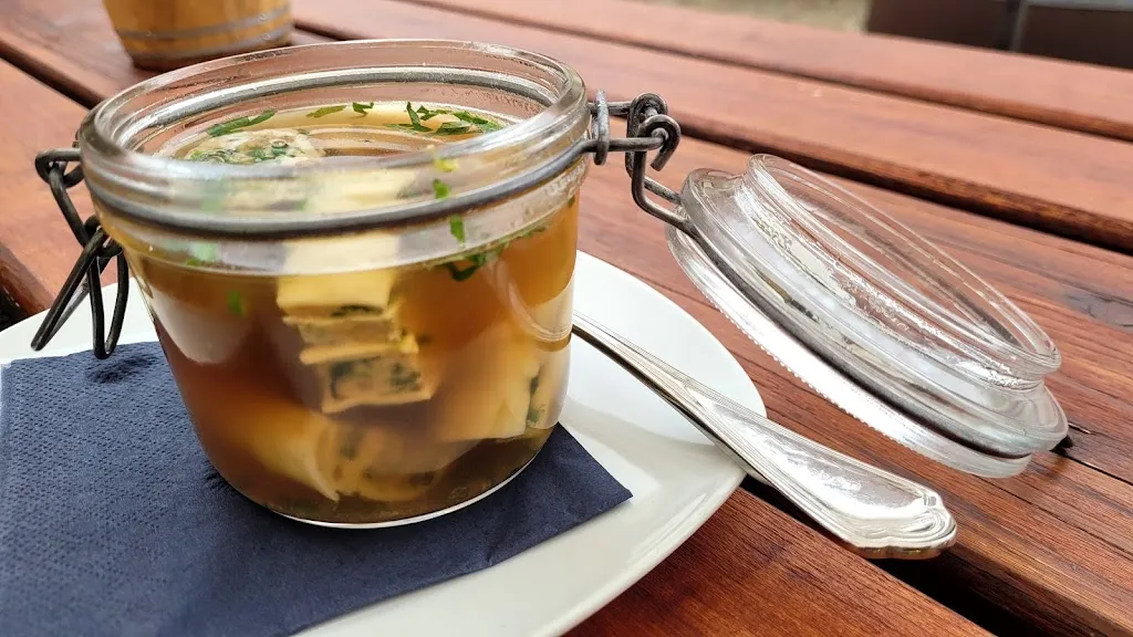 Michi_Burgschänke Hohenrechberg_Gmünd_review