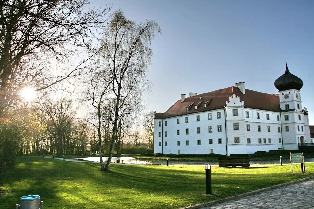 Schloss Hohenkammer restaurant in Hohenkammer