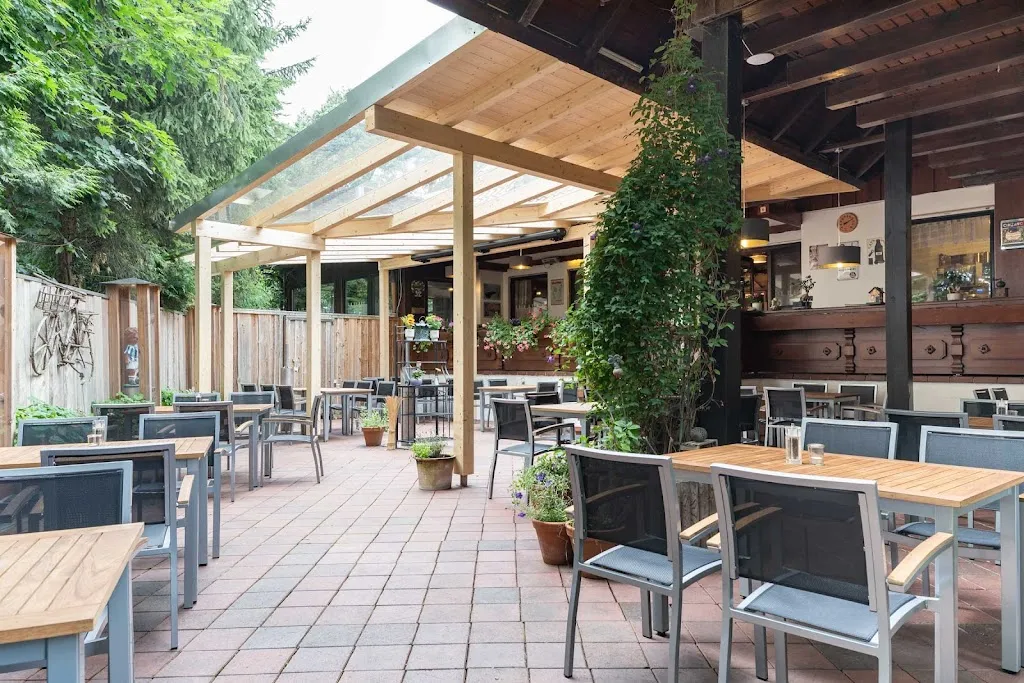 Hotel Restaurant Café Waldhof_Hohenkammer_slider_image_1