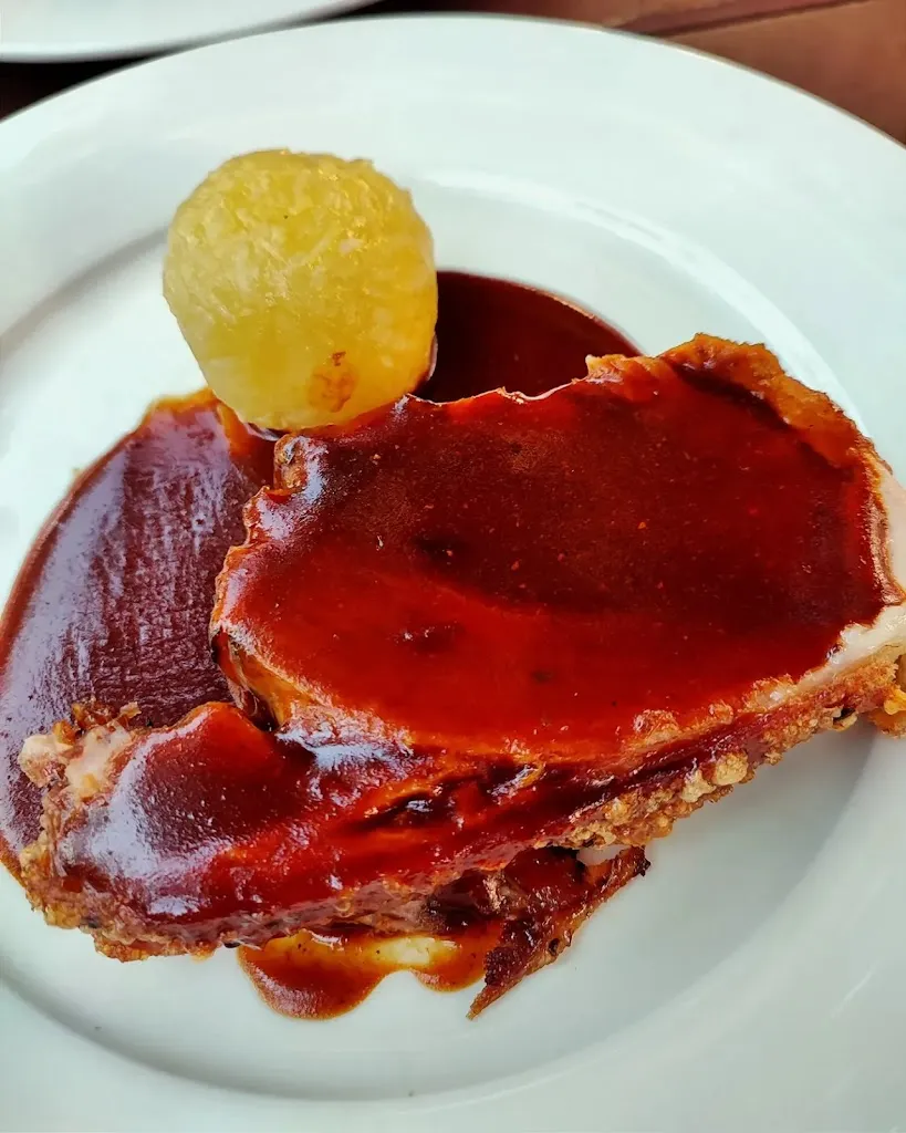 Yani Darrell Holzrichter_Biergarten am Schlosspark_Hohenkammer_review