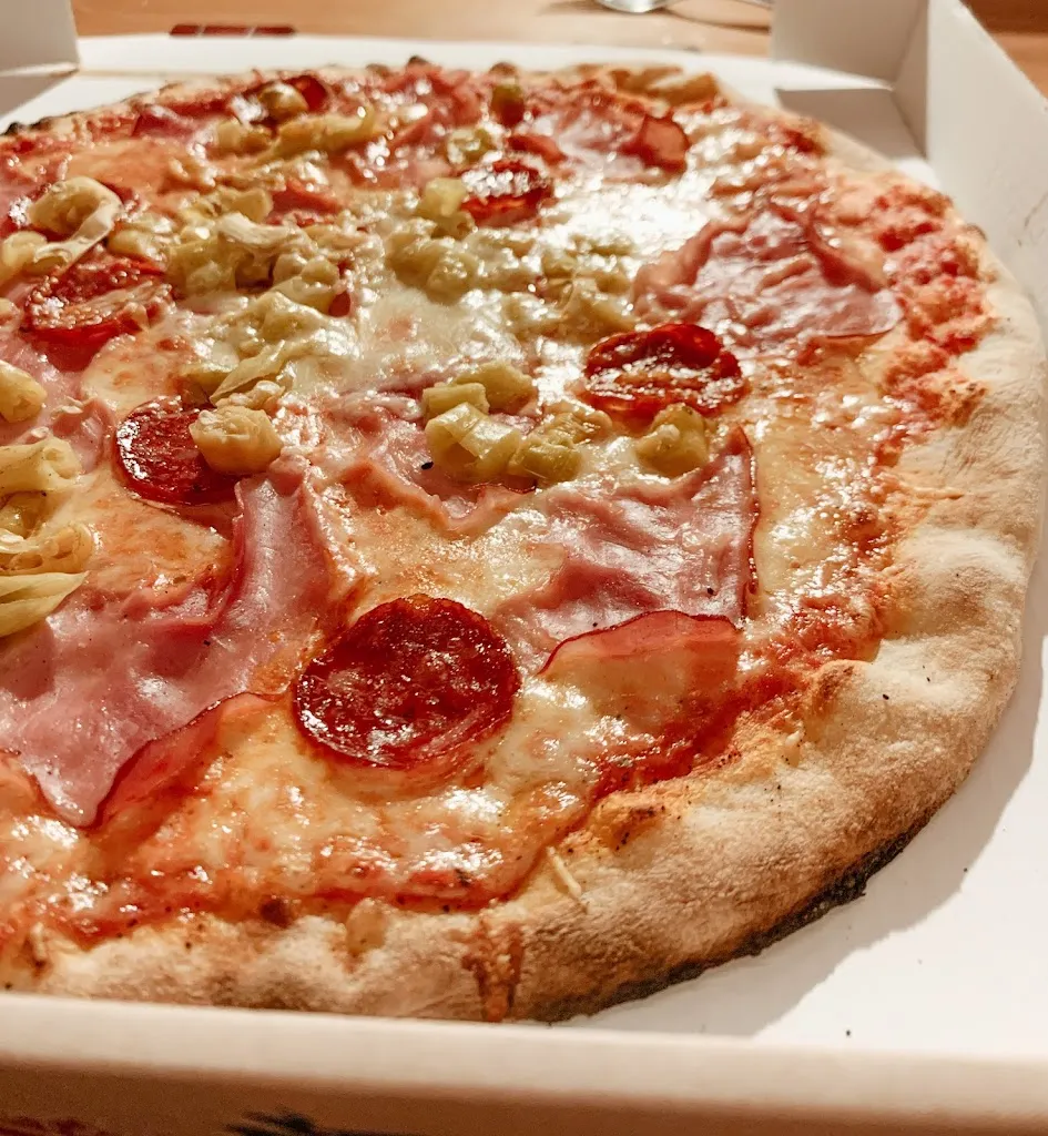 Holzofenpizzeria AL GUSTO_Hohenkammer_slider_image_2