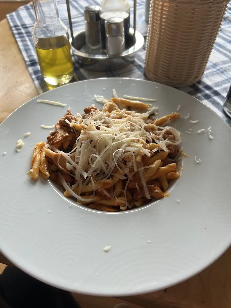 Celine Heinzel_Ristorante Pizzeria La Posta_Hohenlinden_Bewertung