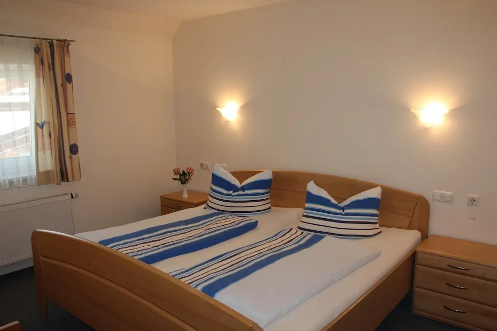 Schwarzer Adler_Holzgünz_slider_image_2