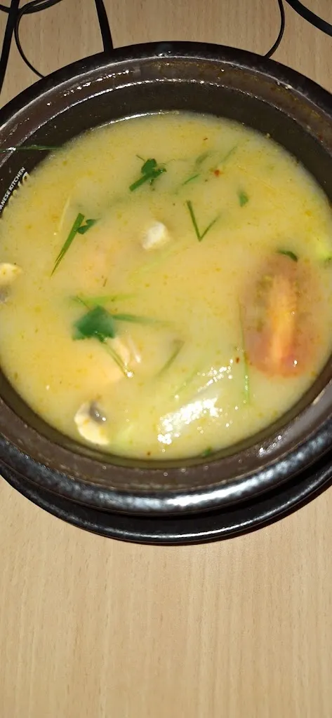 Alex Christophe_Wagaya Hof_Hof_review