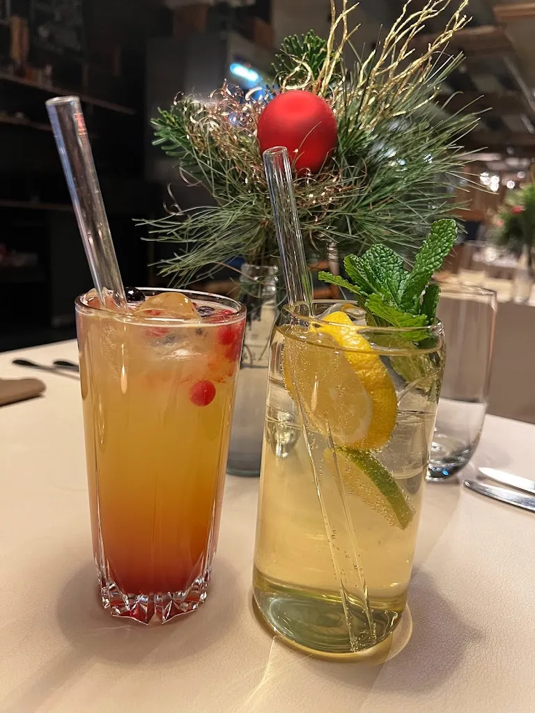 Teya Chittra Stockinger_Achi's Restaurant_Hof_review