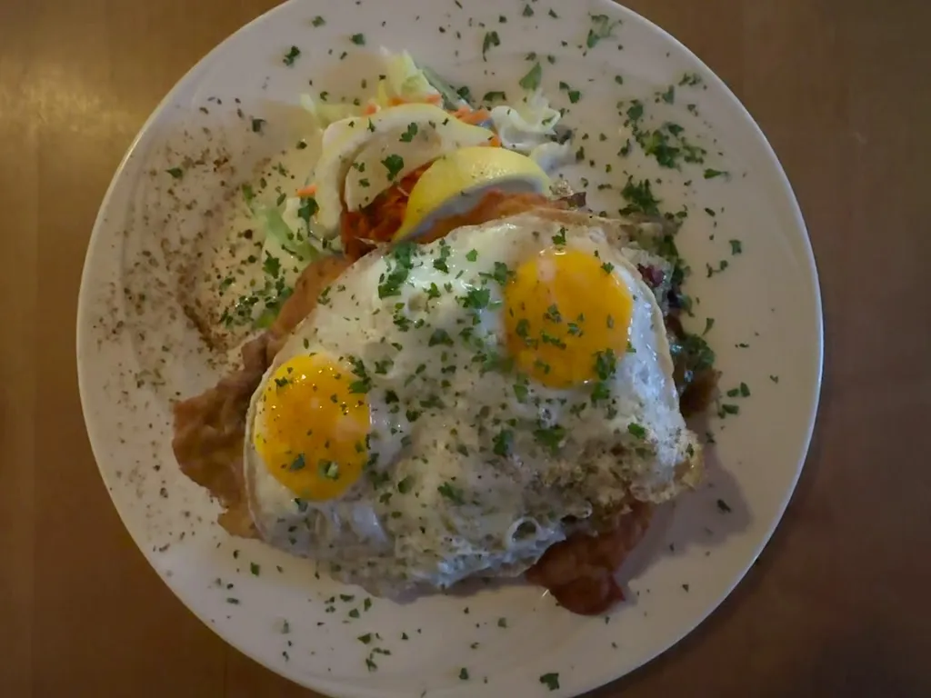M. SemmelRoth_Gasthof Rotes Roß_Hof_Bewertung