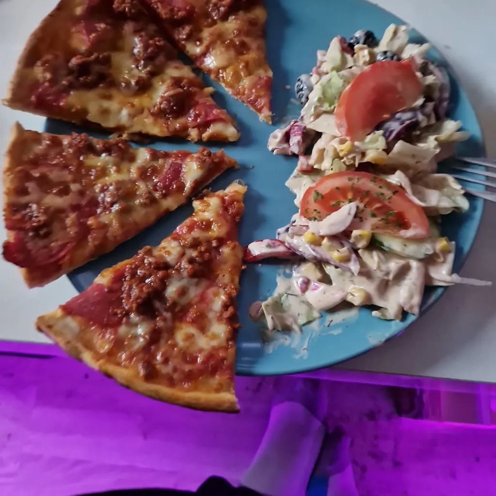 Menu_Day-Night Pizza_Hof_image_2