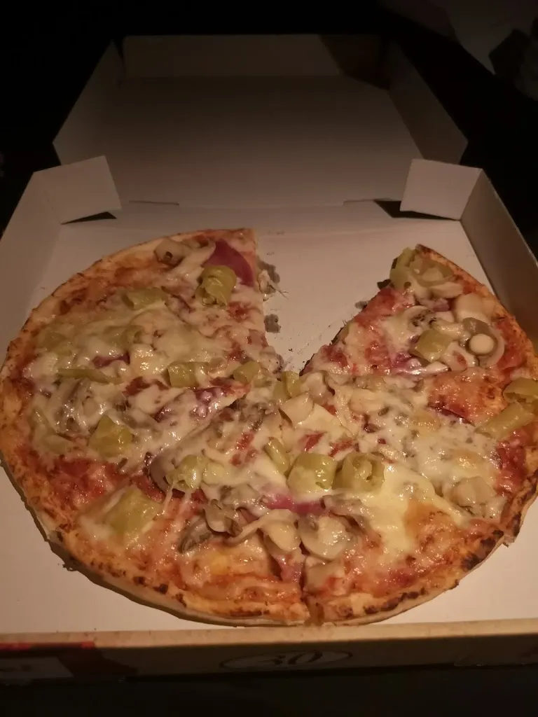 Menu_Day-Night Pizza_Hof_image_3